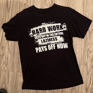 Motivational t-shirt size medium